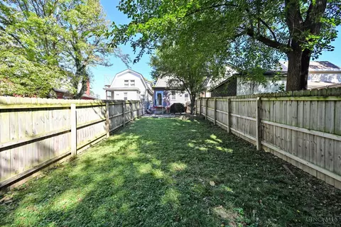 Exterior - 3147 Willis Ave, Cincinnati, OH 45208 photo 11 of 12