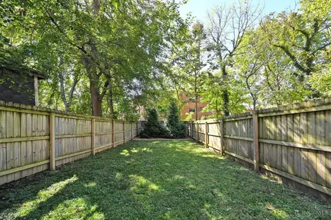 Exterior - 3147 Willis Ave, Cincinnati, OH 45208 photo 9 of 12
