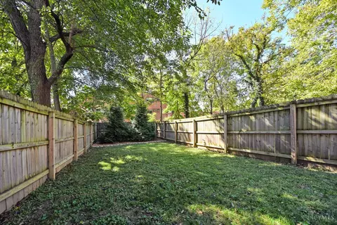 Exterior - 3147 Willis Ave, Cincinnati, OH 45208 photo 10 of 12