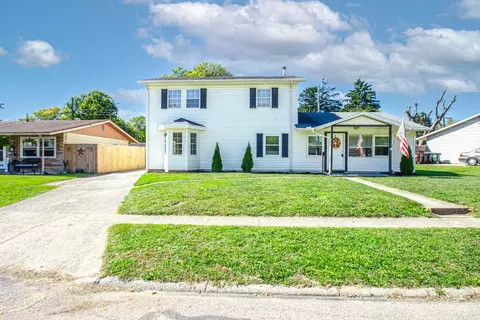 1560 Bowman Dr, Xenia, OH 45385