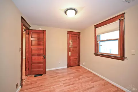 Bedroom - 434 Ada St, Cincinnati, OH 45219 photo 2 of 6
