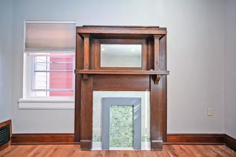 Living - 434 Ada St, Cincinnati, OH 45219 photo 7 of 7