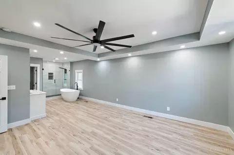 Other - 3947 Warwick Ave, Cincinnati, OH 45229 photo 4 of 9