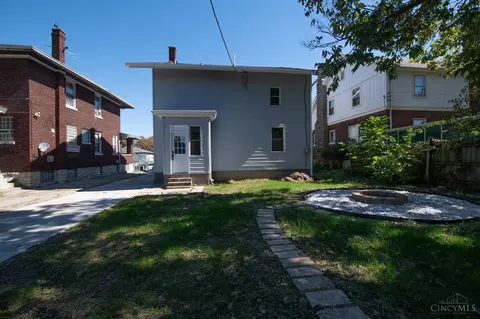 Exterior - 3947 Warwick Ave, Cincinnati, OH 45229 photo 4 of 4