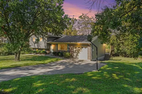 306 Wakefield St, Loveland, OH 45140