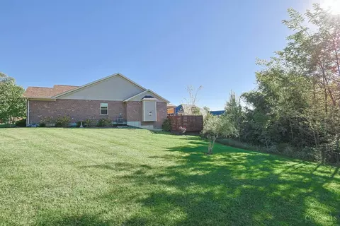Exterior - 3325 Echo Point Ct, Hamilton, OH 45013 photo 9 of 14