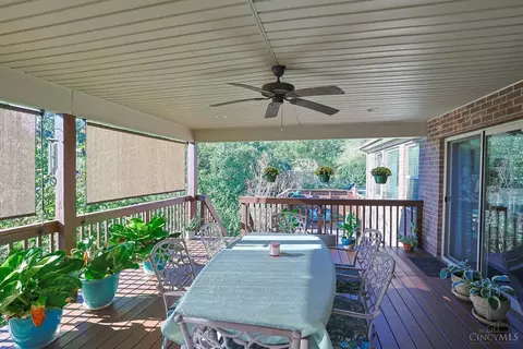 Exterior - 3325 Echo Point Ct, Hamilton, OH 45013 photo 6 of 14