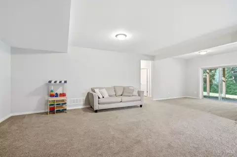 Living - 5127 Oak Brook Dr, Cincinnati, OH 45244 photo 2 of 2