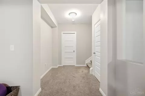 Entry Way - 5127 Oak Brook Dr, Cincinnati, OH 45244 photo 10 of 10