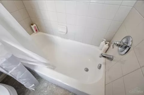 Bath - 5127 Oak Brook Dr, Cincinnati, OH 45244 photo 8 of 13