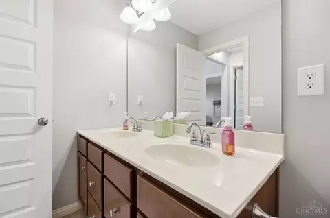 Bath - 5127 Oak Brook Dr, Cincinnati, OH 45244 photo 10 of 13