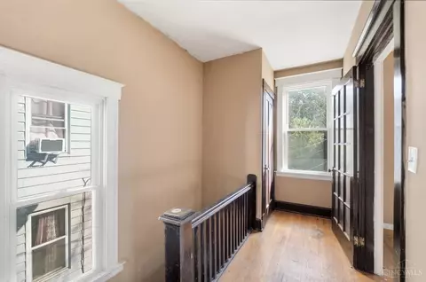 Entry Way - 1013 Rapid Ave, Cincinnati, OH 45205 photo 5 of 7
