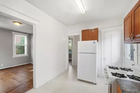 Entry Way - 1013 Rapid Ave, Cincinnati, OH 45205 photo 1 of 7