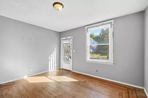 Living - 1013 Rapid Ave, Cincinnati, OH 45205 photo 2 of 3