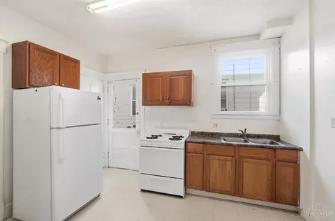 Kitchen - 1013 Rapid Ave, Cincinnati, OH 45205 photo 1 of 3