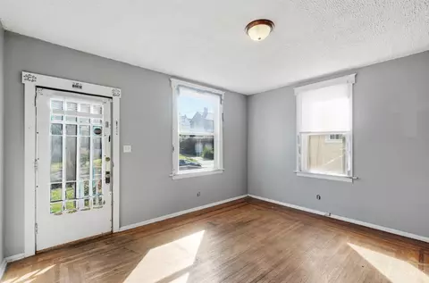 Living - 1013 Rapid Ave, Cincinnati, OH 45205 photo 1 of 3