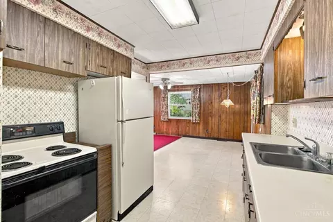 Kitchen - 5745 Glow Ct, Cincinnati, OH 45238 photo 7 of 7