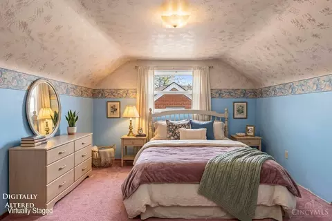 Bedroom - 5745 Glow Ct, Cincinnati, OH 45238 photo 3 of 10