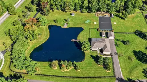 1600 Red Fox Ln, Milford, OH 45150