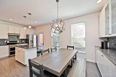 Dining - 1015 Cutter St, Cincinnati, OH 45202 photo 1 of 4
