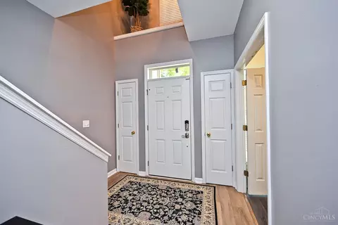 Entry Way - 1015 Cutter St, Cincinnati, OH 45202 photo 1 of 6