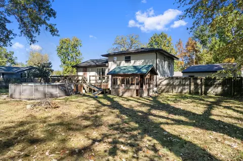 Exterior - 310 Eula Ave, Mount Orab, OH 45154 photo 4 of 8
