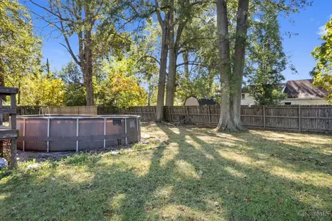 Exterior - 310 Eula Ave, Mount Orab, OH 45154 photo 6 of 8