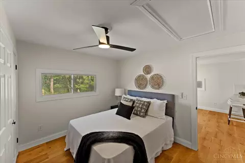 Bedroom - 6002 Eleanor St, Fairfax, OH 45227 photo 1 of 7