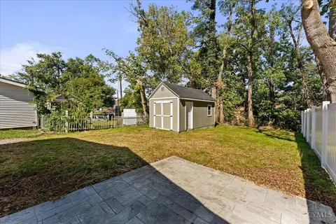 Exterior - 6002 Eleanor St, Fairfax, OH 45227 photo 4 of 5
