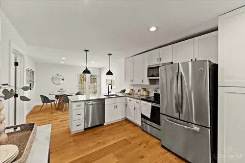 Kitchen - 6002 Eleanor St, Fairfax, OH 45227 photo 2 of 7