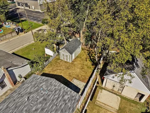 Exterior - 6002 Eleanor St, Fairfax, OH 45227 photo 5 of 5