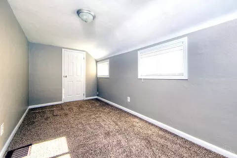 Bedroom - 191 Carmen Ave, Hamilton, OH 45013 photo 2 of 4