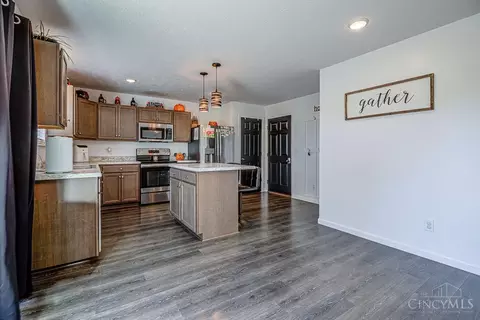 Other - 2148 Pine Valley Dr, Hamilton, OH 45013 photo 3 of 11