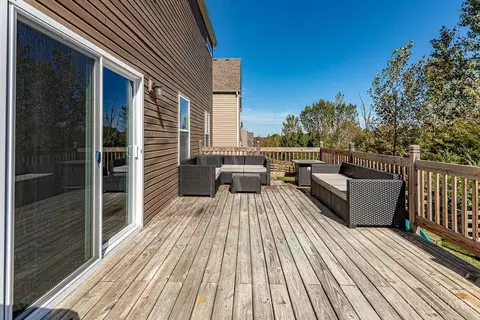 Exterior - 2148 Pine Valley Dr, Hamilton, OH 45013 photo 5 of 7
