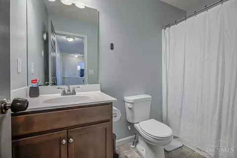 Bath - 2148 Pine Valley Dr, Hamilton, OH 45013 photo 2 of 2