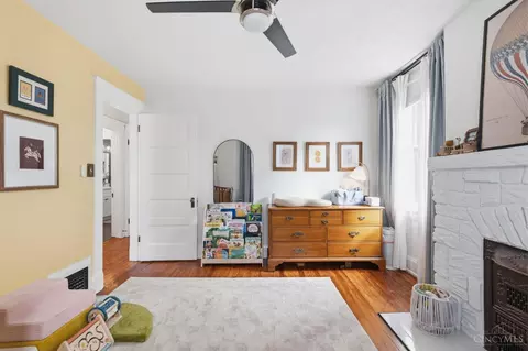 Bedroom - 4216 Tower Ave, Saint Bernard, OH 45217 photo 5 of 7