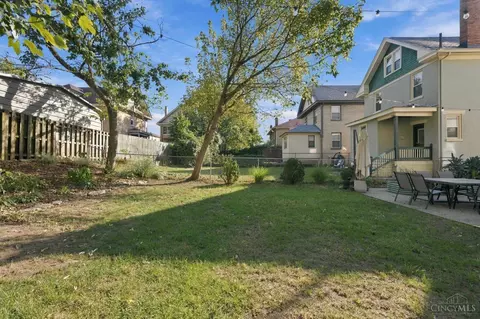 Exterior - 4216 Tower Ave, Saint Bernard, OH 45217 photo 5 of 10