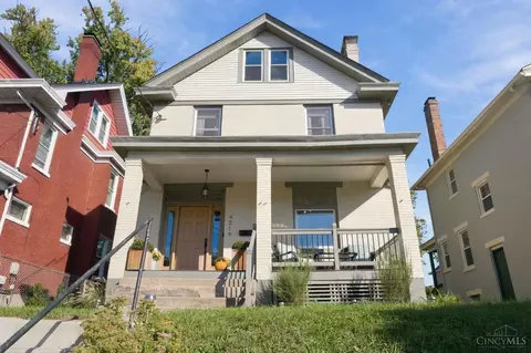Exterior - 4216 Tower Ave, Saint Bernard, OH 45217 photo 8 of 10