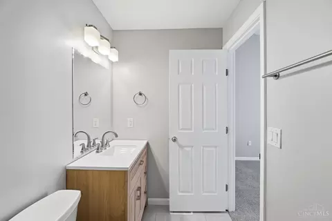 Bath - 2120 Gilbert Ave, Cincinnati, OH 45206 photo 4 of 5