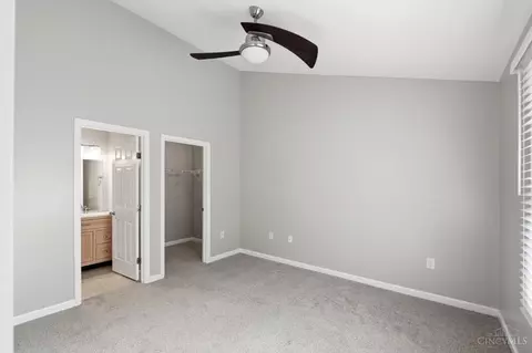 Bedroom - 2120 Gilbert Ave, Cincinnati, OH 45206 photo 3 of 4