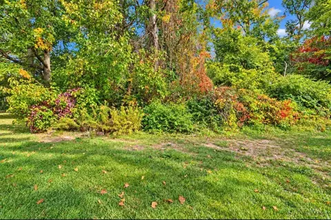 Exterior - 1056 Crisfield Dr, Cincinnati, OH 45245 photo 6 of 10