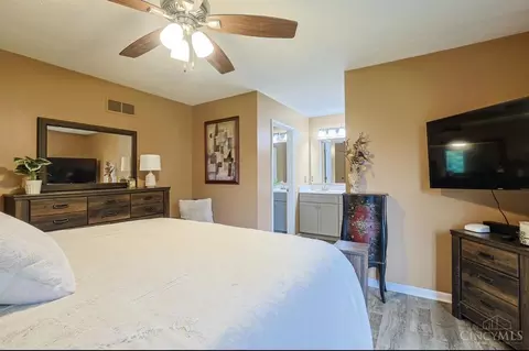 Bedroom - 1056 Crisfield Dr, Cincinnati, OH 45245 photo 3 of 3