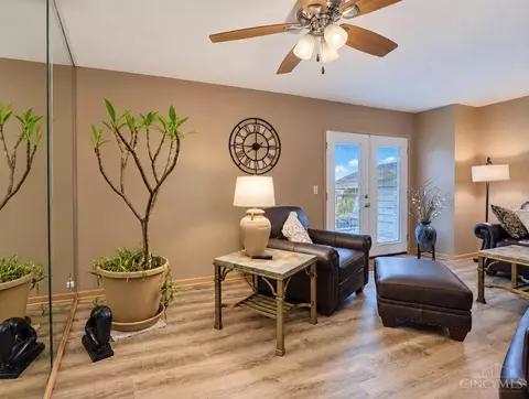 Living - 1056 Crisfield Dr, Cincinnati, OH 45245 photo 2 of 8