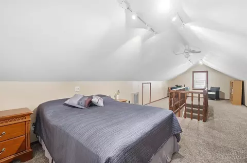 Bedroom - 6796 Warder Dr, Cincinnati, OH 45224 photo 8 of 9