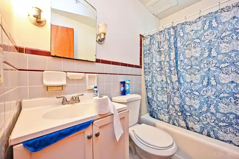 Bath - 9494 Reading Rd, Reading, OH 45215 photo 2 of 2
