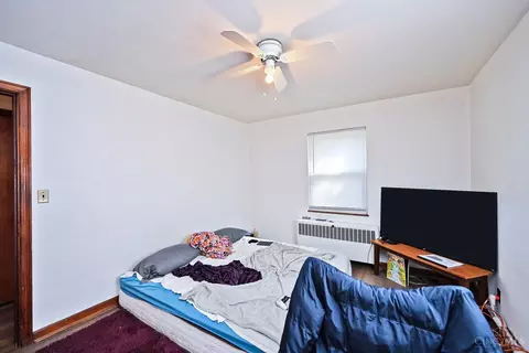 Bedroom - 9494 Reading Rd, Reading, OH 45215 photo 3 of 3