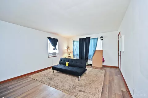 Living - 9494 Reading Rd, Reading, OH 45215 photo 4 of 4