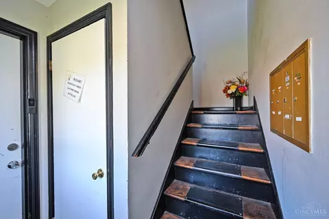 Entry Way - 9494 Reading Rd, Reading, OH 45215 photo 1 of 2