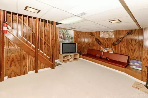 Other - 6815 Hampton Dr, Silverton, OH 45236 photo 5 of 12