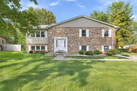 7728 Parktown Dr, West Chester, OH 45069